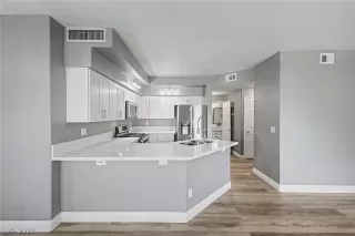 Photo #1: 2789264 Listing 