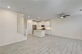 Photo #5: 2789275 Listing 