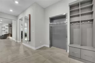 Photo #2: 2789282 Listing