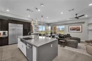 Photo #3: 2789282 Listing