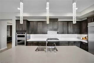 Photo #6: 2789282 Listing