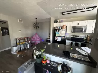 Photo #3: 2789283 Listing 