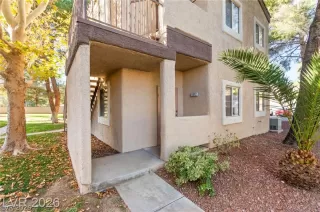 Photo #5: 2789337 Listing 