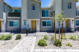 Photo #1: 2789378 Listing