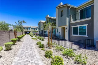 Photo #4: 2789378 Listing