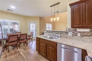 Photo #6: 2789387 Listing 