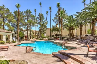 Photo #2: 2789424 Listing