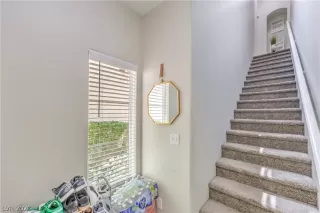 Photo #5: 2789424 Listing