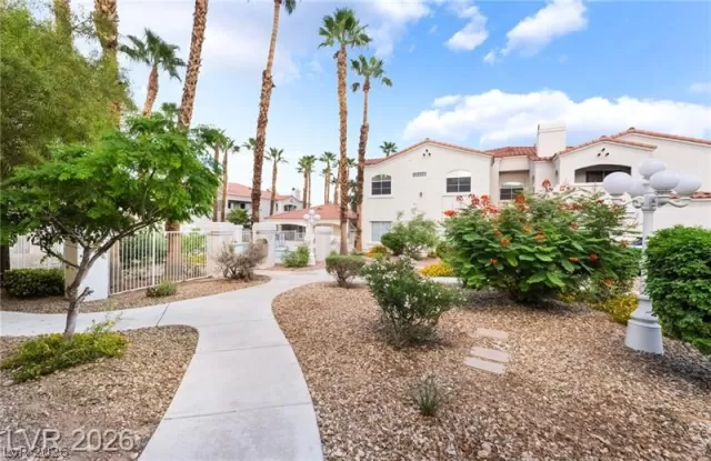 MLS: 2789434 Condo For Sale