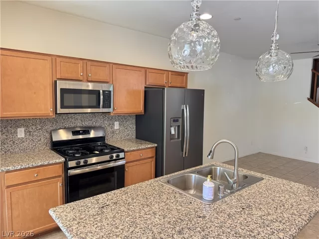 MLS: 2789492 Condo For Sale