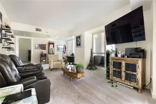 Photo #6: 2789500 Listing