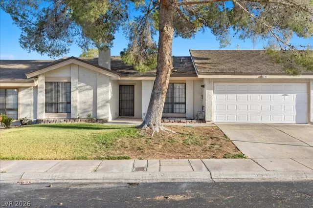 MLS: 2789549 Condo For Sale