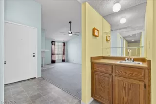Photo #6: 2789549 Listing