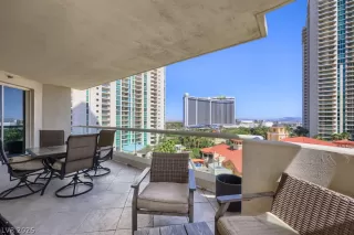 Photo #2: 2789583 Listing