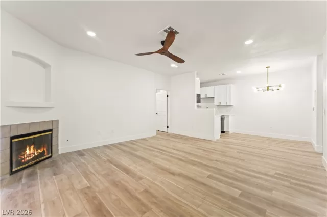 MLS: 2789606 Condo For Sale