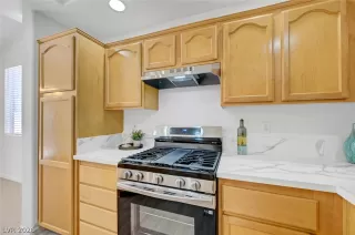 Photo #4: 2789627 Listing 