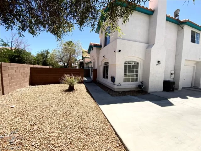 MLS: 2789679 Condo For Sale