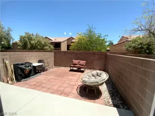 Photo #4: 2789679 Listing