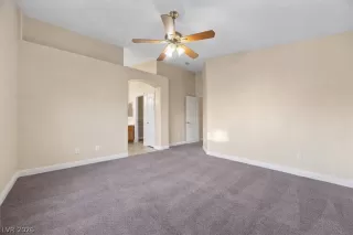Photo #6: 2789698 Listing