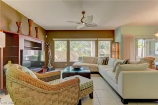 Photo #6: 2789710 Listing 