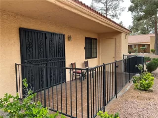 Photo #2: 2789718 Listing