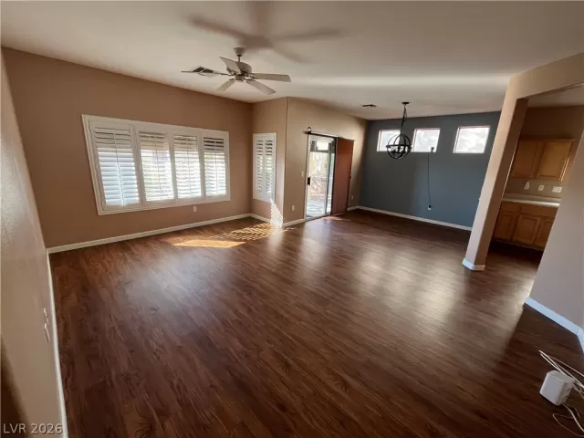MLS: 2789723 Condo For Sale