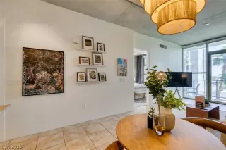 Photo #4: 2789796 Listing