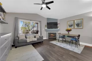 Photo #2: 2789894 Listing