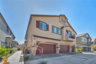 Photo #1: 2789907 Listing 