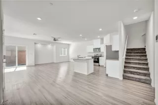Photo #4: 2789907 Listing 