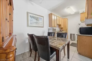 Photo #3: 2789956 Listing
