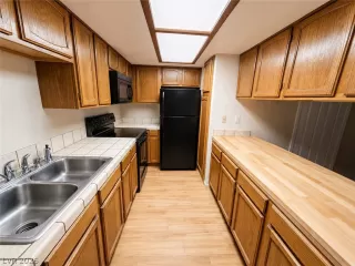 Photo #1: 2789966 Listing