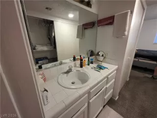 Photo #3: 2789970 Listing