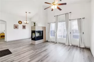 Photo #1: 2790038 Listing