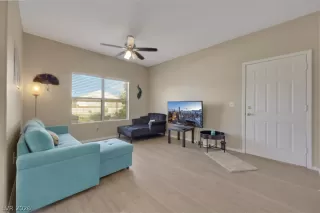 Photo #4: 2790058 Listing 