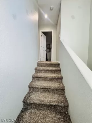 Photo #6: 2790078 Listing