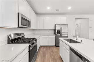 Photo #1: 2790150 Listing