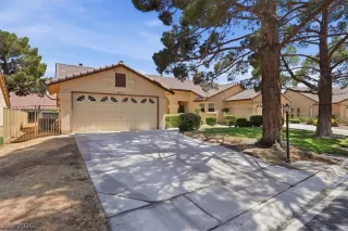 Photo #2: 2790165 Listing
