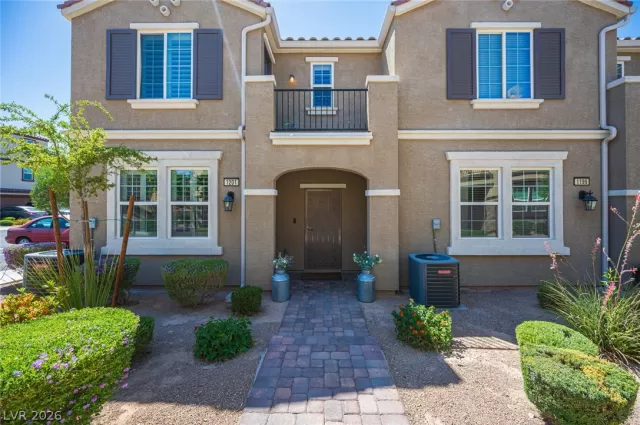 MLS: 2790198 Condo For Sale
