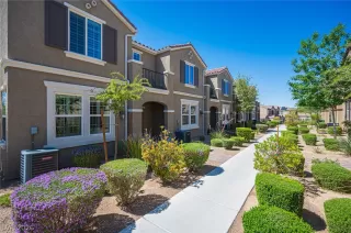 Photo #2: 2790198 Listing 
