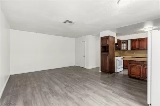 Photo #6: 2790226 Listing