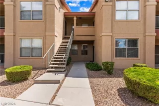 Photo #3: 2790260 Listing