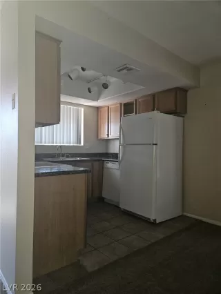 Photo #4: 2790270 Listing