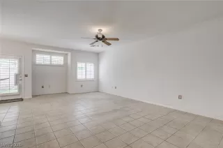 Photo #5: 2790317 Listing