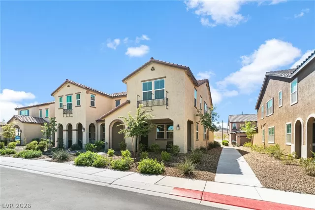 MLS: 2790322 Condo For Sale