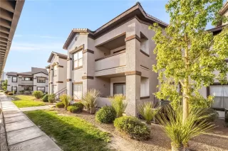 Photo #2: 2790332 Listing