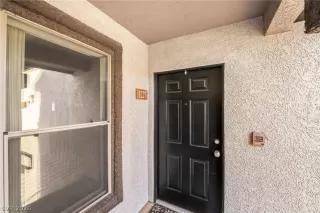 Photo #3: 2790332 Listing