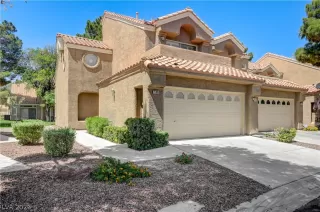 Photo #2: 2790337 Listing