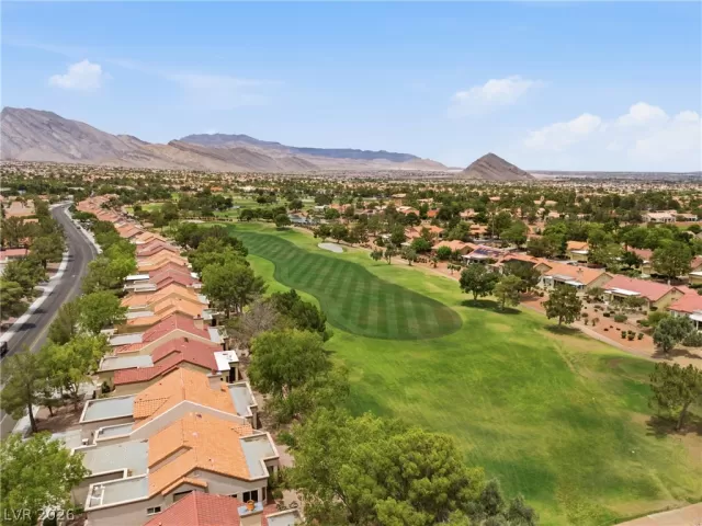 MLS: 2790381 Condo For Sale