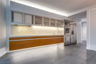 Photo #6: 2790414 Listing